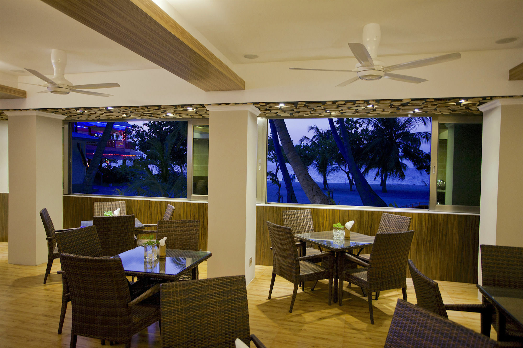 Kaani Beach Hotel Maafushi Zewnętrze zdjęcie